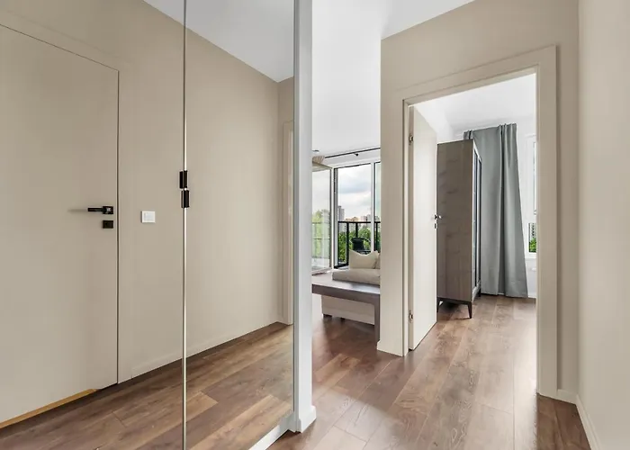 Galeria Polnocna - 45m2, Parking, Balcony - By Rentujemy Warschau